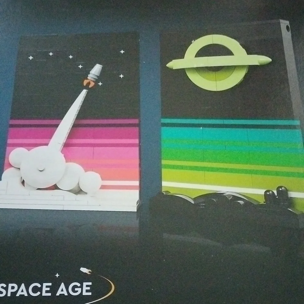 Lego Ideas 21340 Tales of the Space Age Building Set